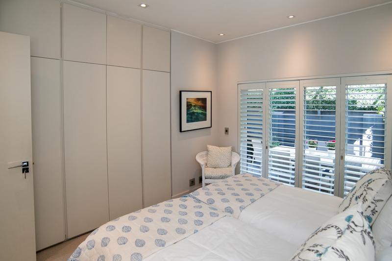 To Let 2 Bedroom Property for Rent in Green Point Western Cape